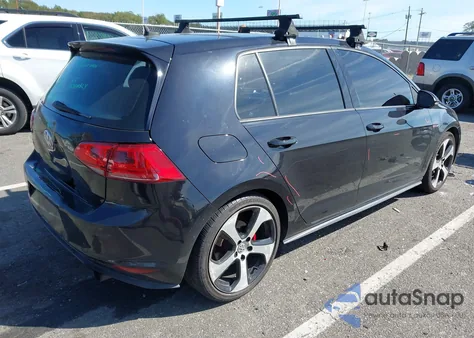 2015 Volkswagen Golf Gti 2.0T Se 4-Door z USA, uszkodzony, nr VIN 3VW4T7AU2FM105256